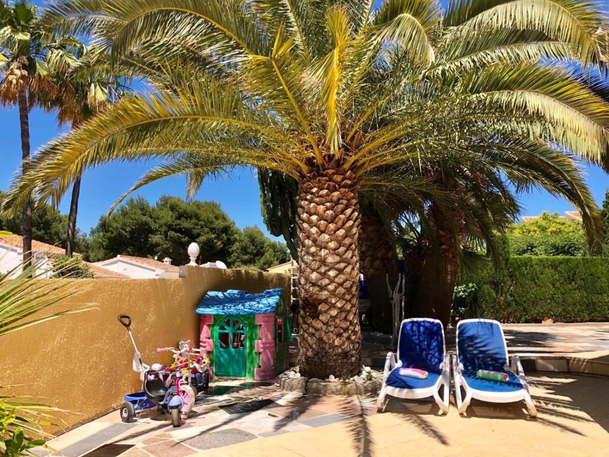 Villa Eva Asiana Guesthouse With Shared Pool Benissa Eksteriør billede